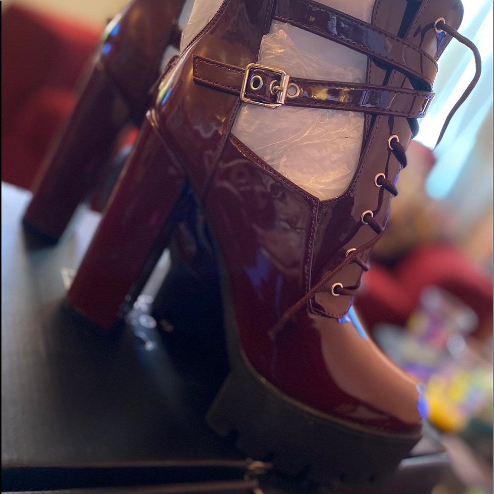 Woman platform, never worn - Picture 4 of 4